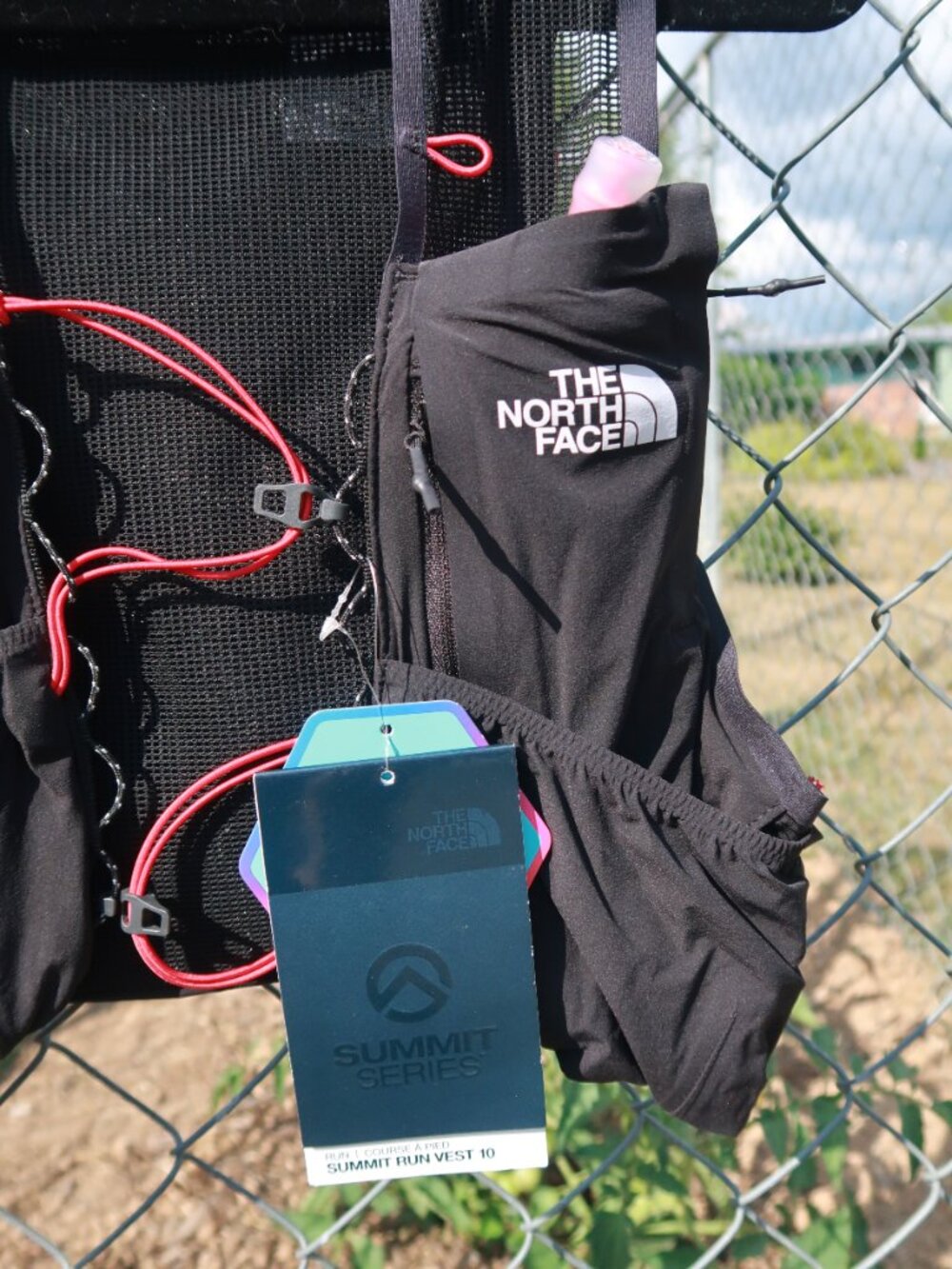 NEW The North Face Summit Series 10-Liter Trail Running Vest | Medium - Picture 3 of 7